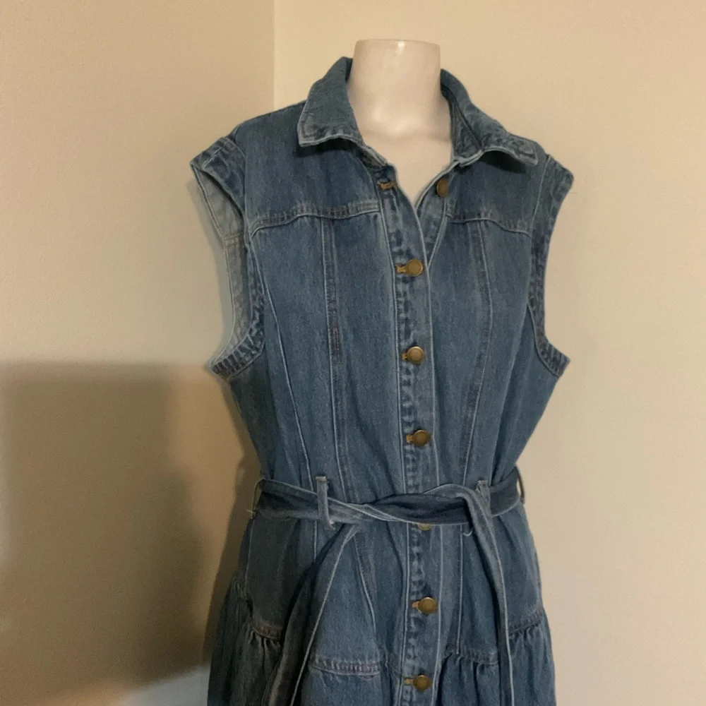 Universal Threads Denim Jean Dress 16 - Picture 2 of 5